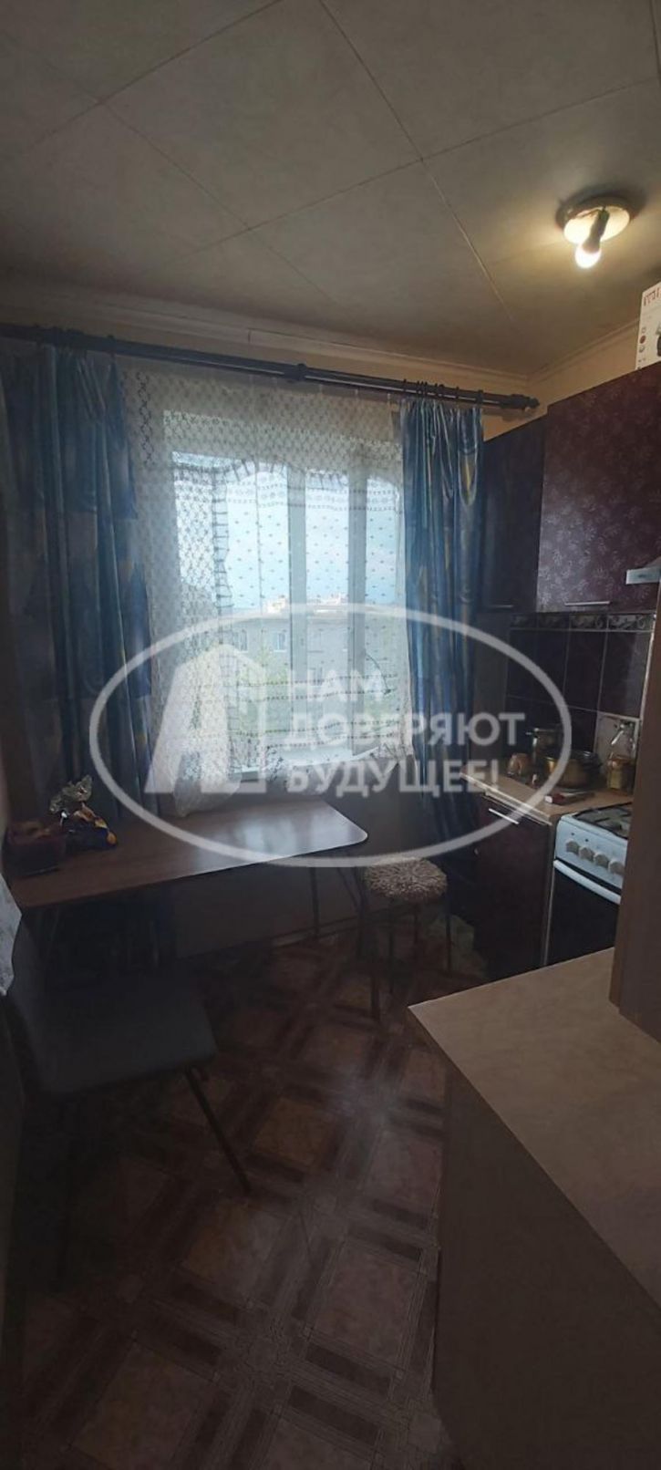 3-комн квартира улица 50 лет ВЛКСМ, 18