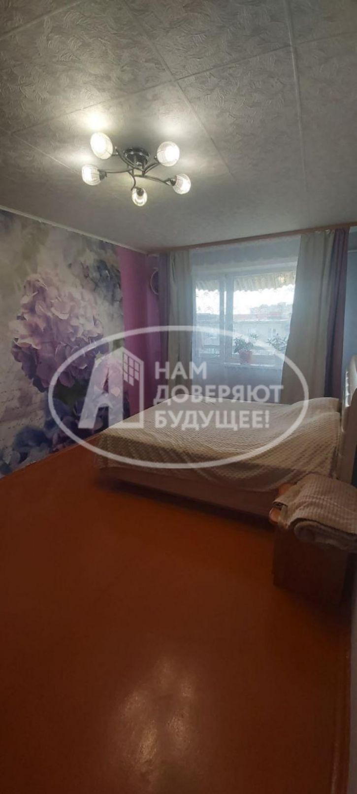 3-комн квартира улица 50 лет ВЛКСМ, 18