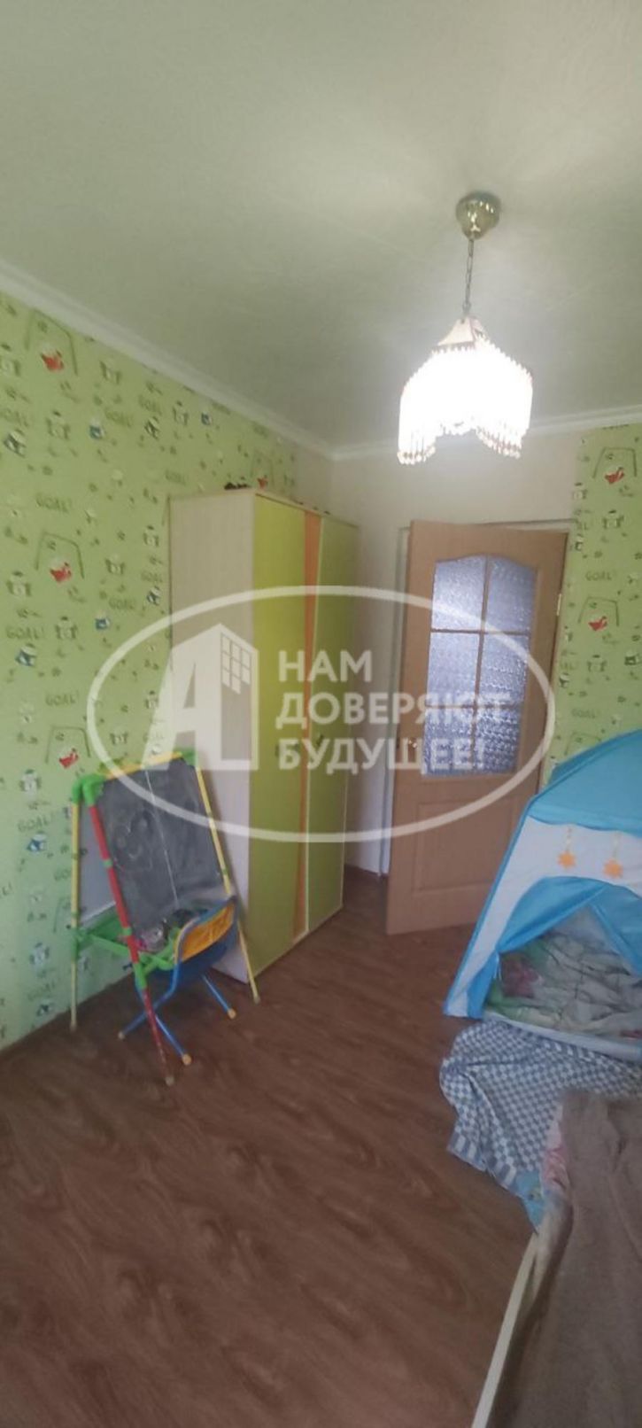 3-комн квартира улица 50 лет ВЛКСМ, 18