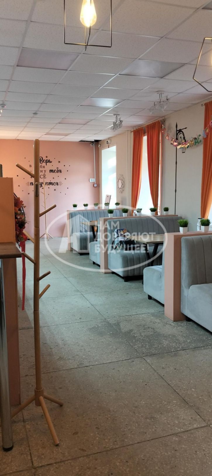 Помещение свободного назначения улица Нефтяников, 10