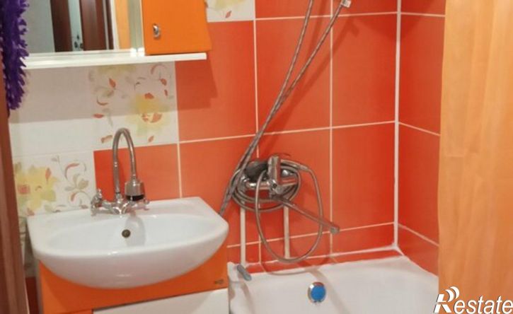 2-комн квартира Губаха, проспект Ленина