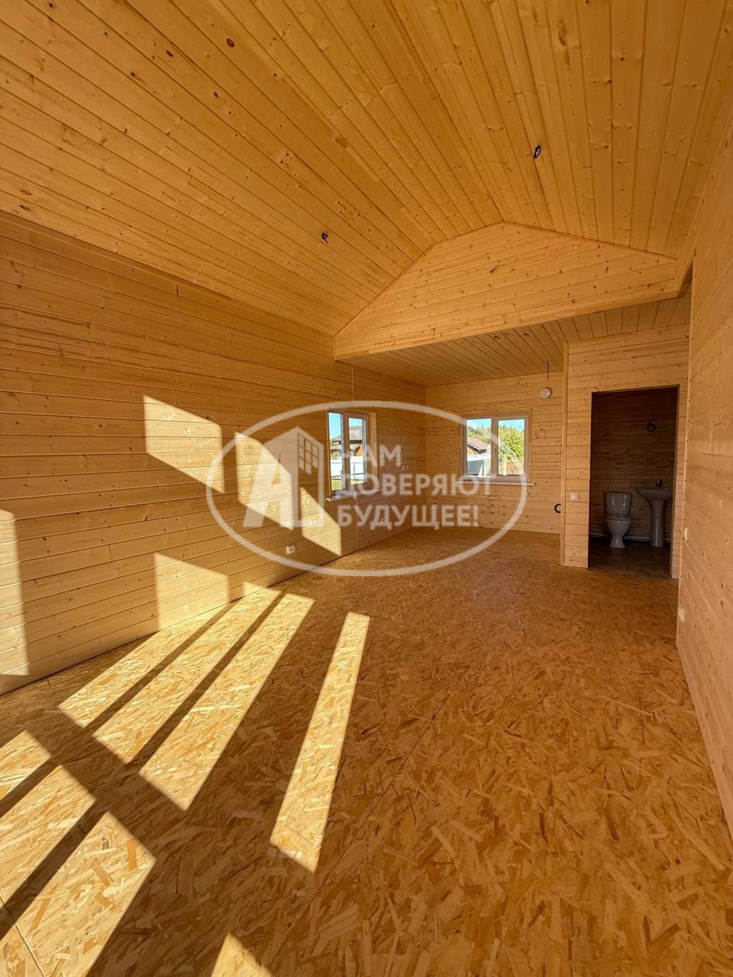 Купить дачу, дом, коттедж за 5 655 000 рублей на Центральная улица, 25/1