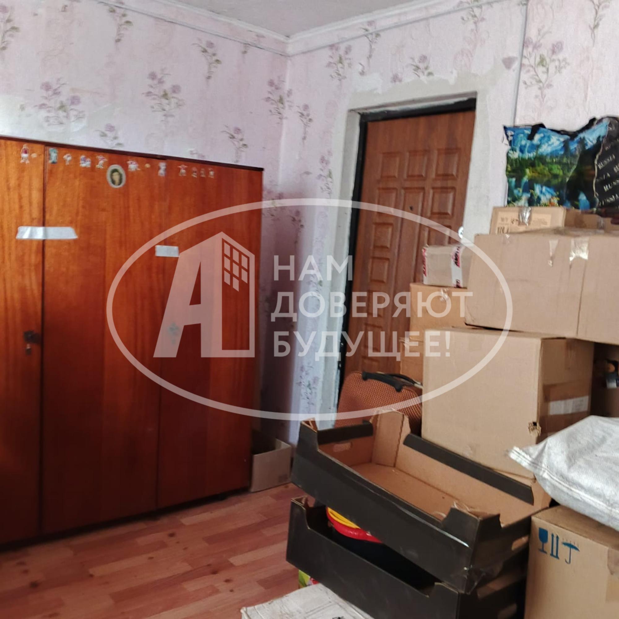 Купить комнату за 500 000 рублей на улица 50 лет Октября, 23