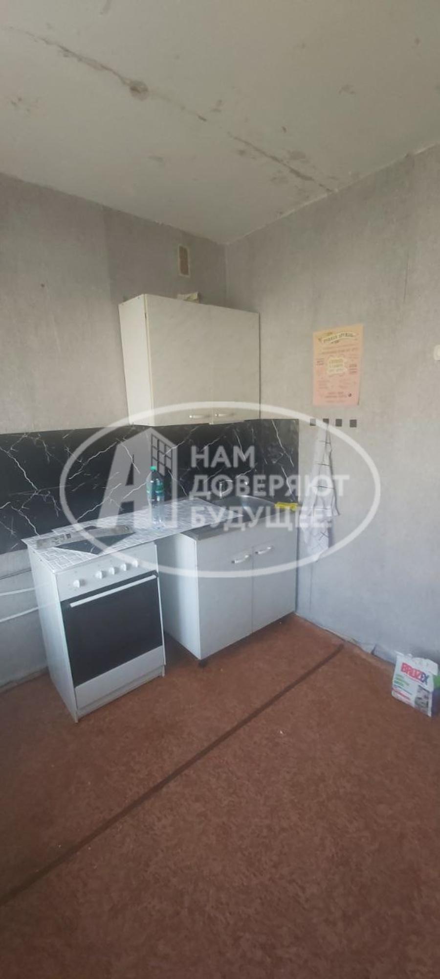 Купить квартиру за 1 400 000 рублей на Лысьвенская улица, 78