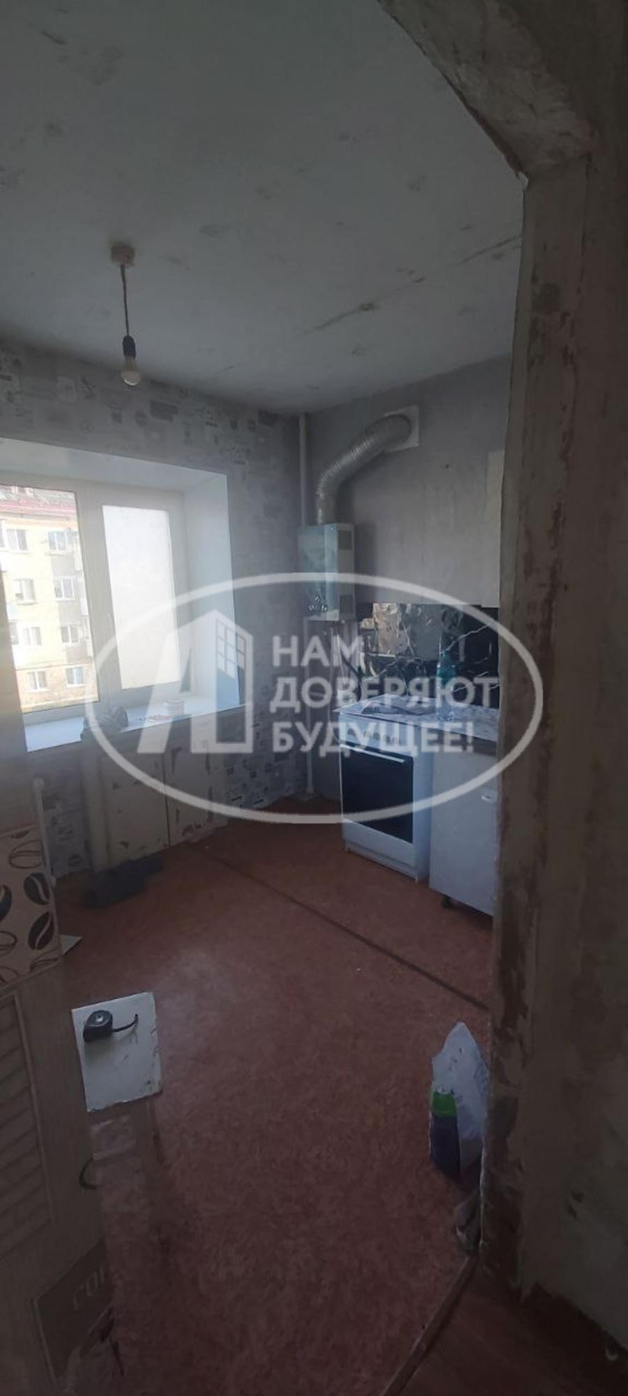 Купить квартиру за 1 400 000 рублей на Лысьвенская улица, 78