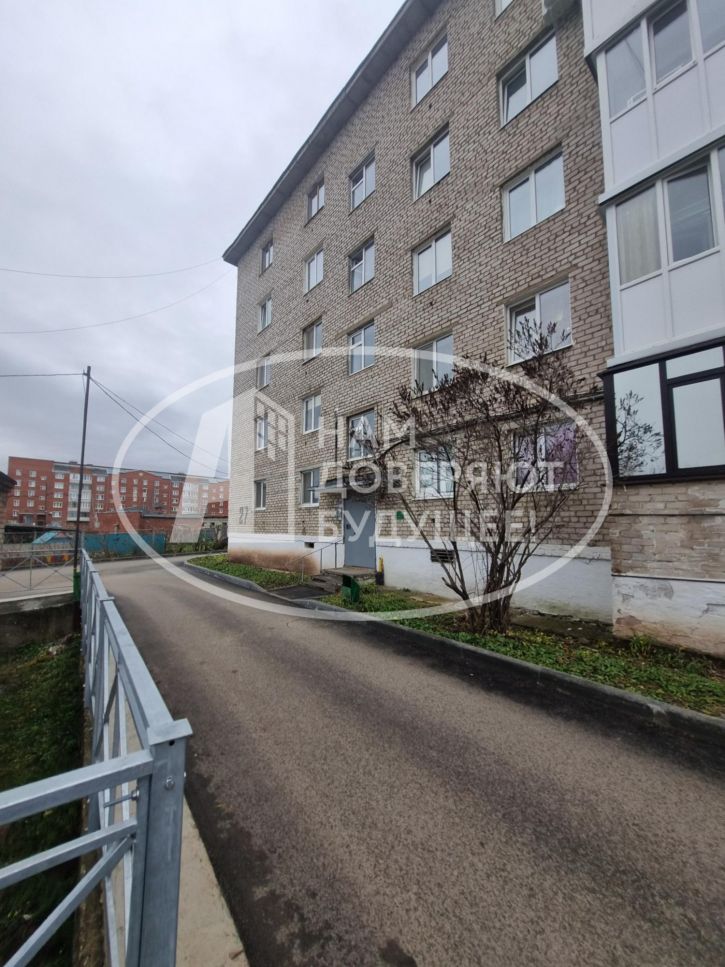 3-комн квартира Коммунистическая улица, 27