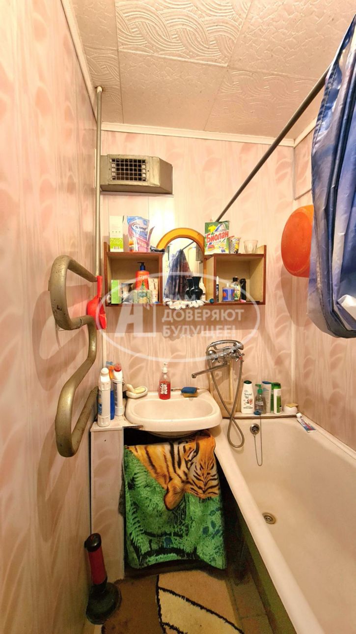 3-комн квартира улица Декабристов, 7