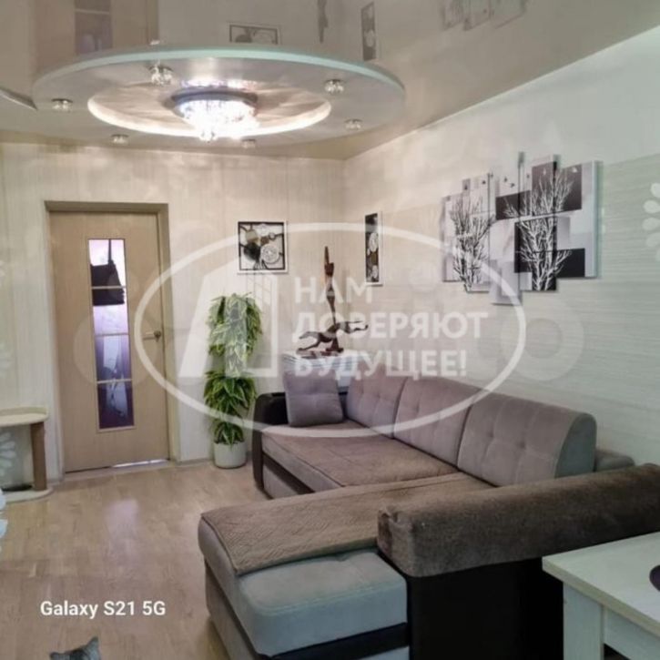 2-комн квартира улица Декабристов, 32