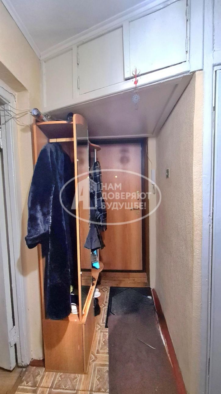 3-комн квартира улица Декабристов, 7