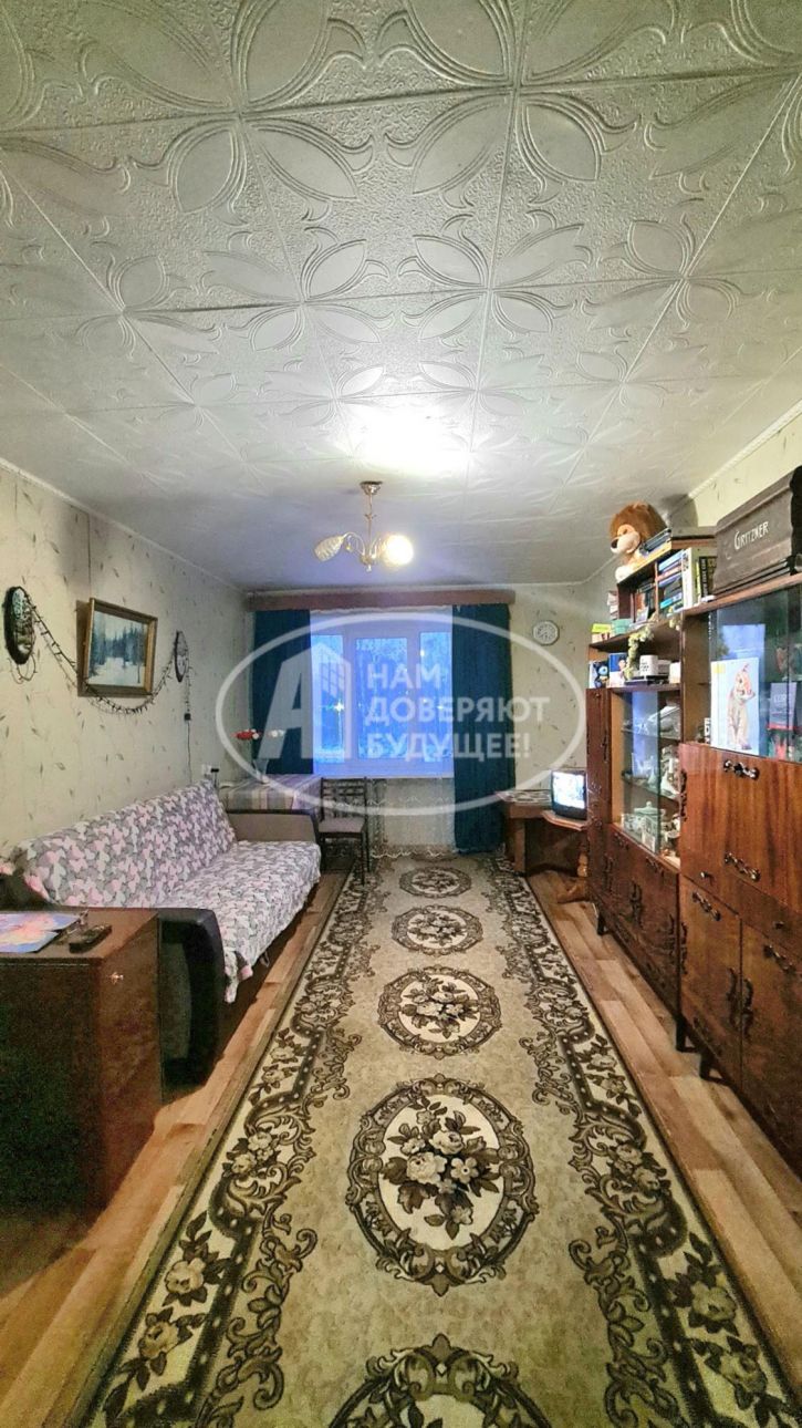 3-комн квартира улица Декабристов, 7