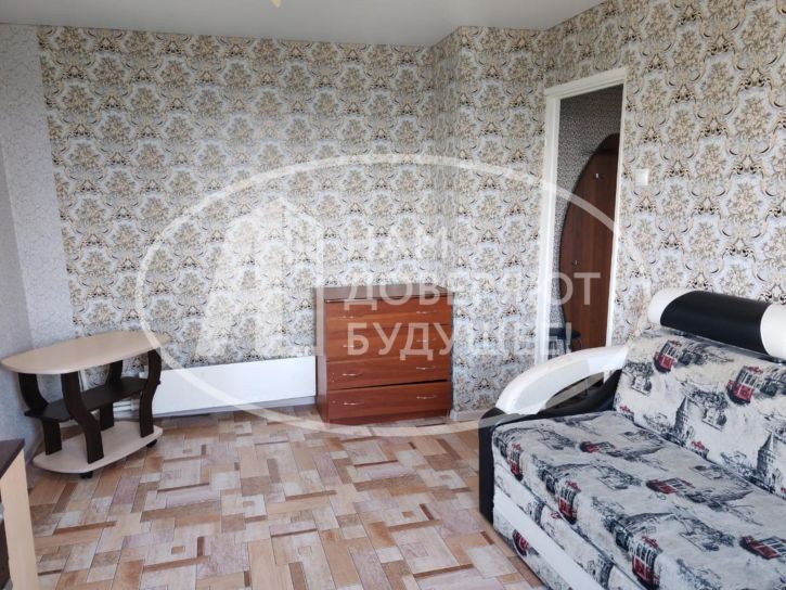 2-комн квартира улица Никонова, 20