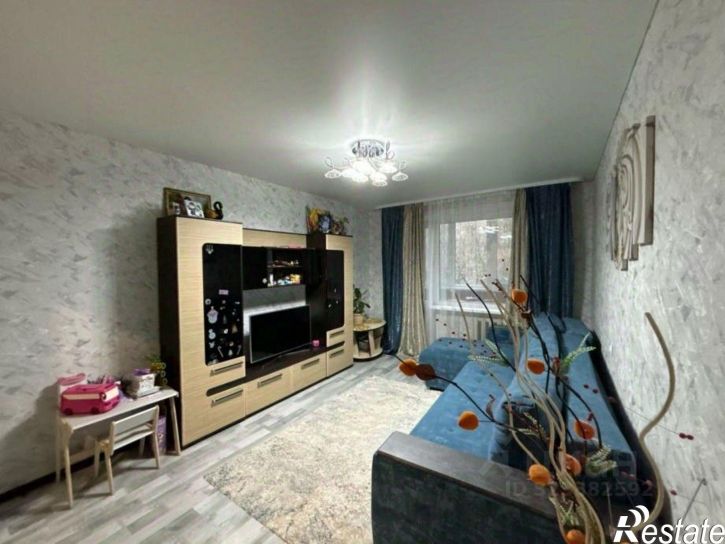 2-комн квартира ул Парижской Коммуны, 28,  д. 28