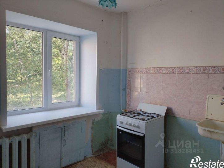 3-комн квартира ул Красноборова, 1,  д. 1