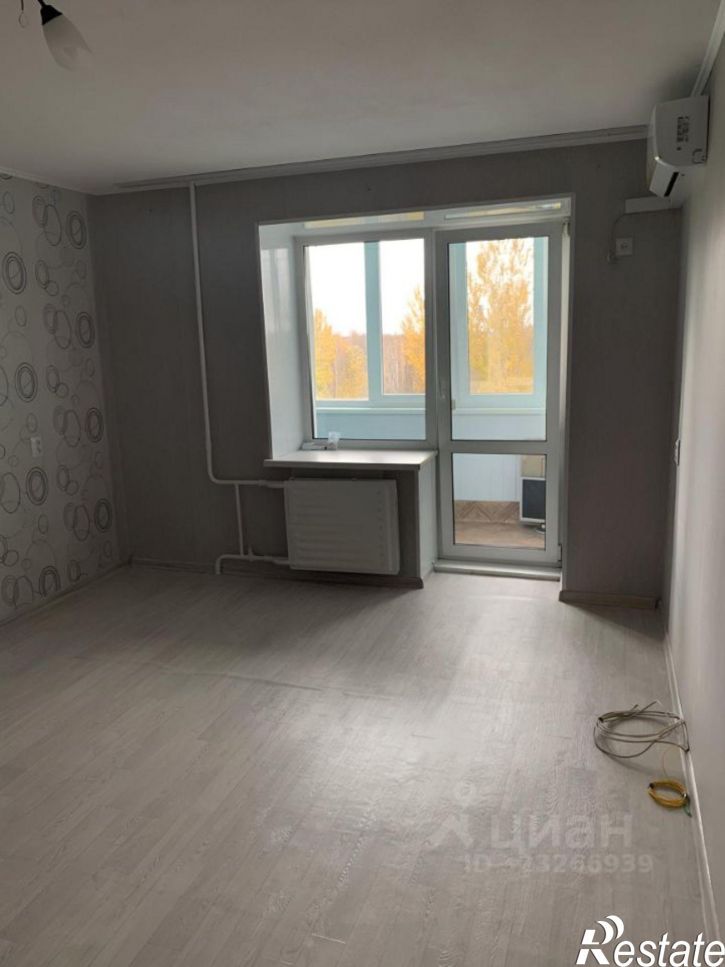 1-комн квартира ул Комарова, 3,  д. 3