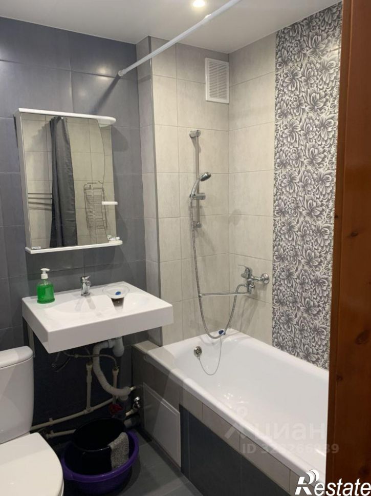 1-комн квартира ул Комарова, 3,  д. 3