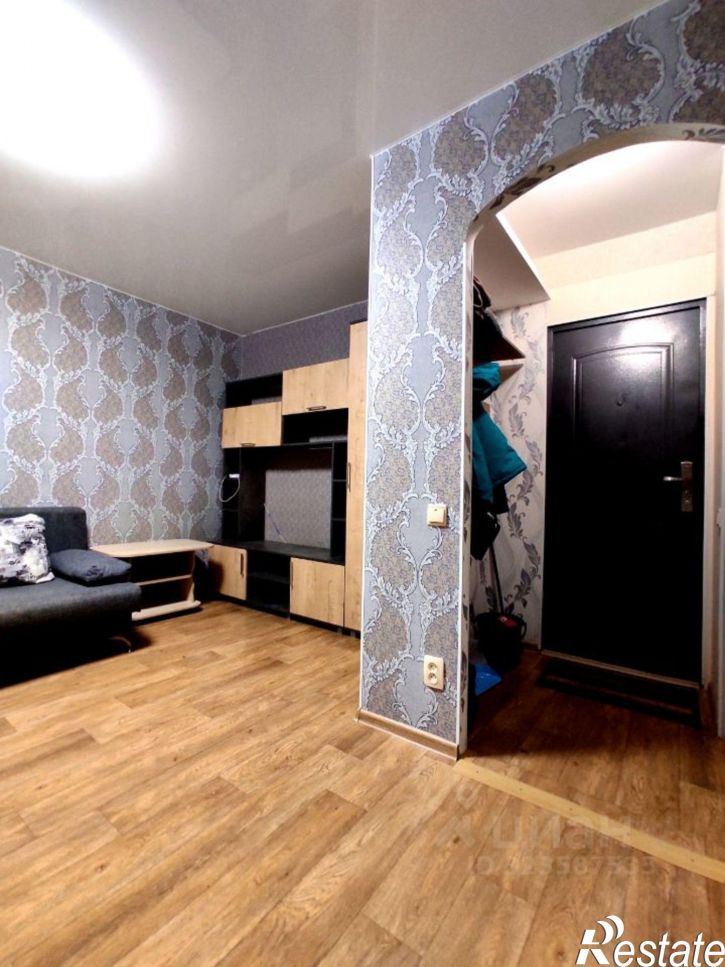 1-комн квартира пр-кт Победы, 18,  д. 18