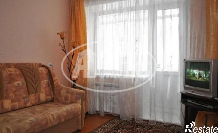 2-комн квартира улица Космонавтов, 3А