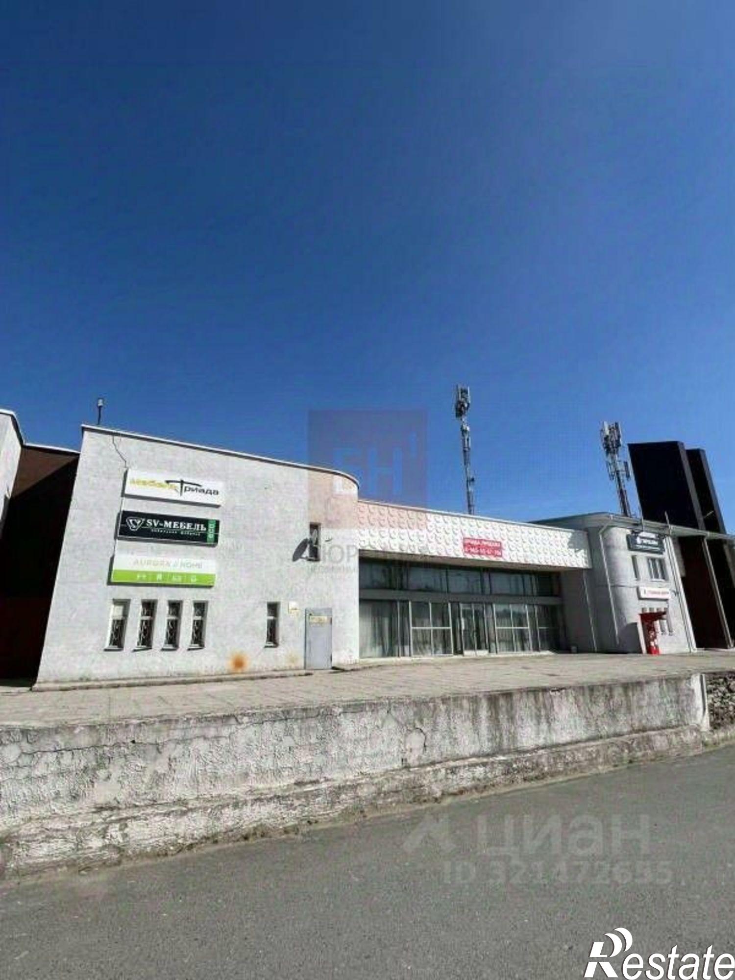 Сдать торговое помещение за 240 000 рублей на Березники г., Свердлова ул., д.84, литер а