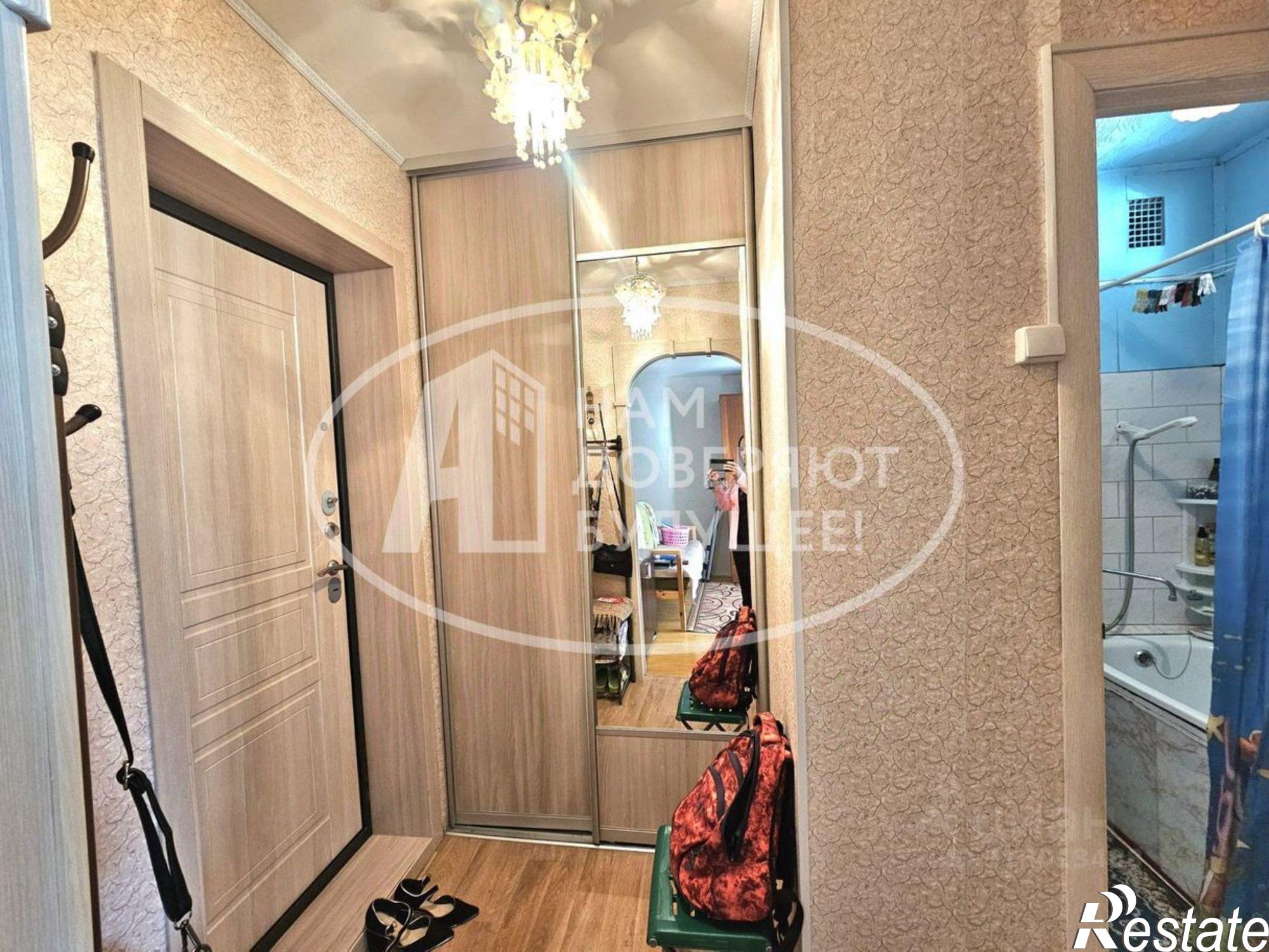 Купить квартиру за 2 300 000 рублей на улица Декабристов, 13