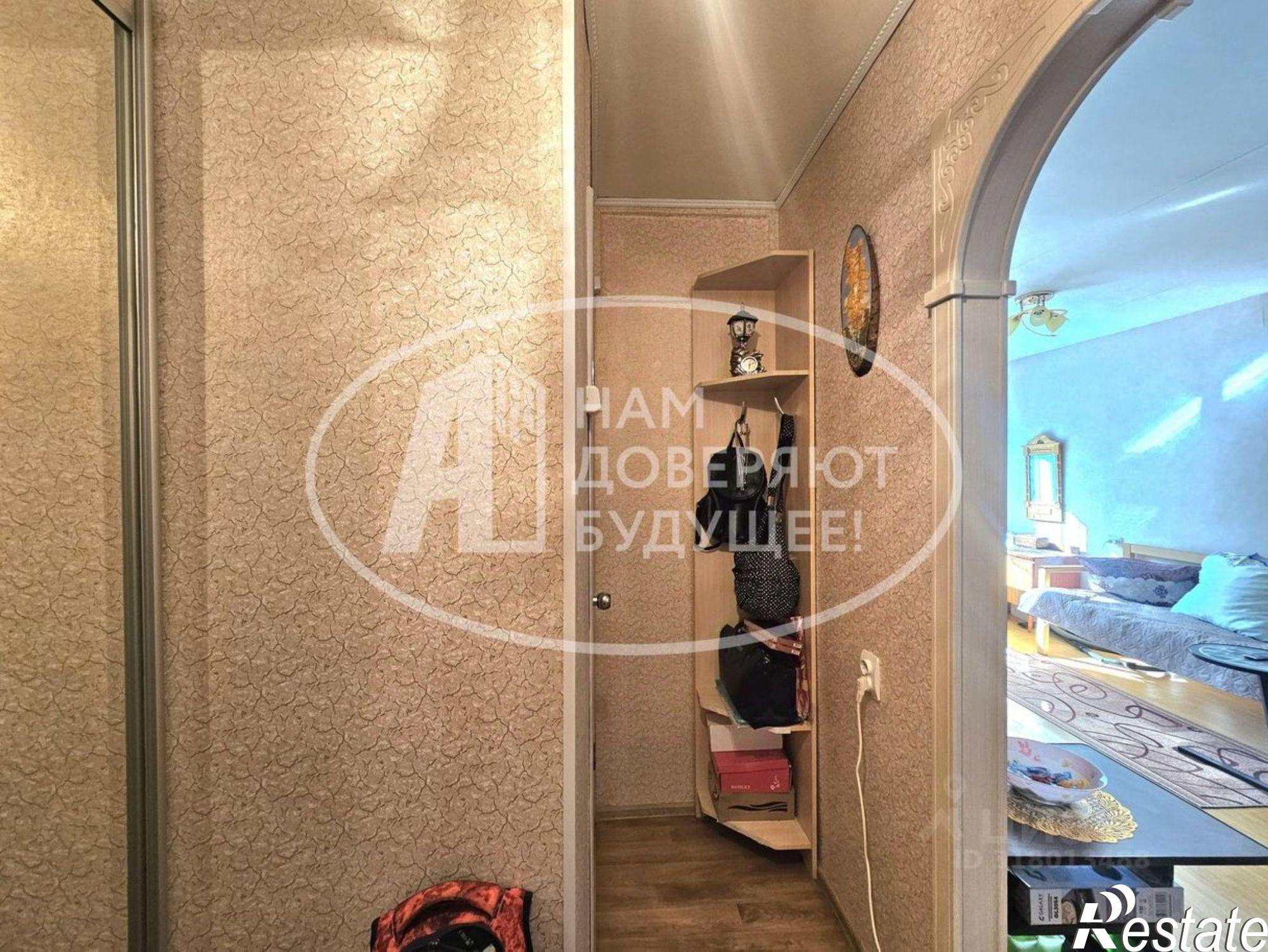 Купить квартиру за 2 300 000 рублей на улица Декабристов, 13