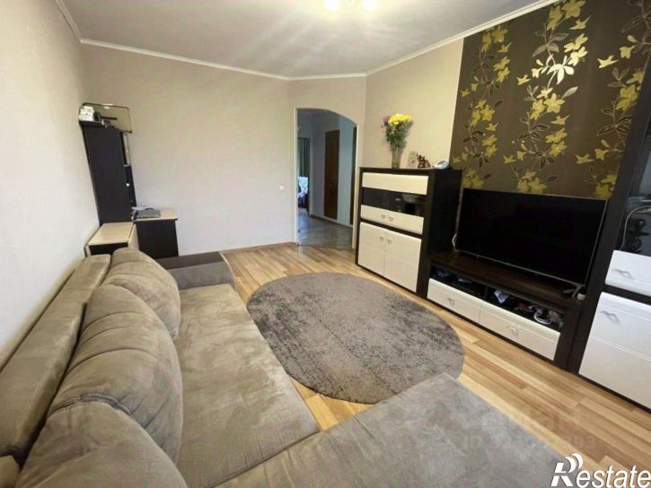 3-комн квартира улица Свердлова, 158,  д. 158