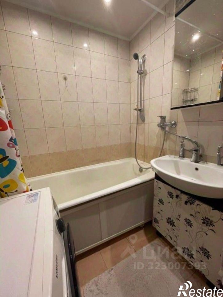 3-комн квартира улица Свердлова, 158,  д. 158