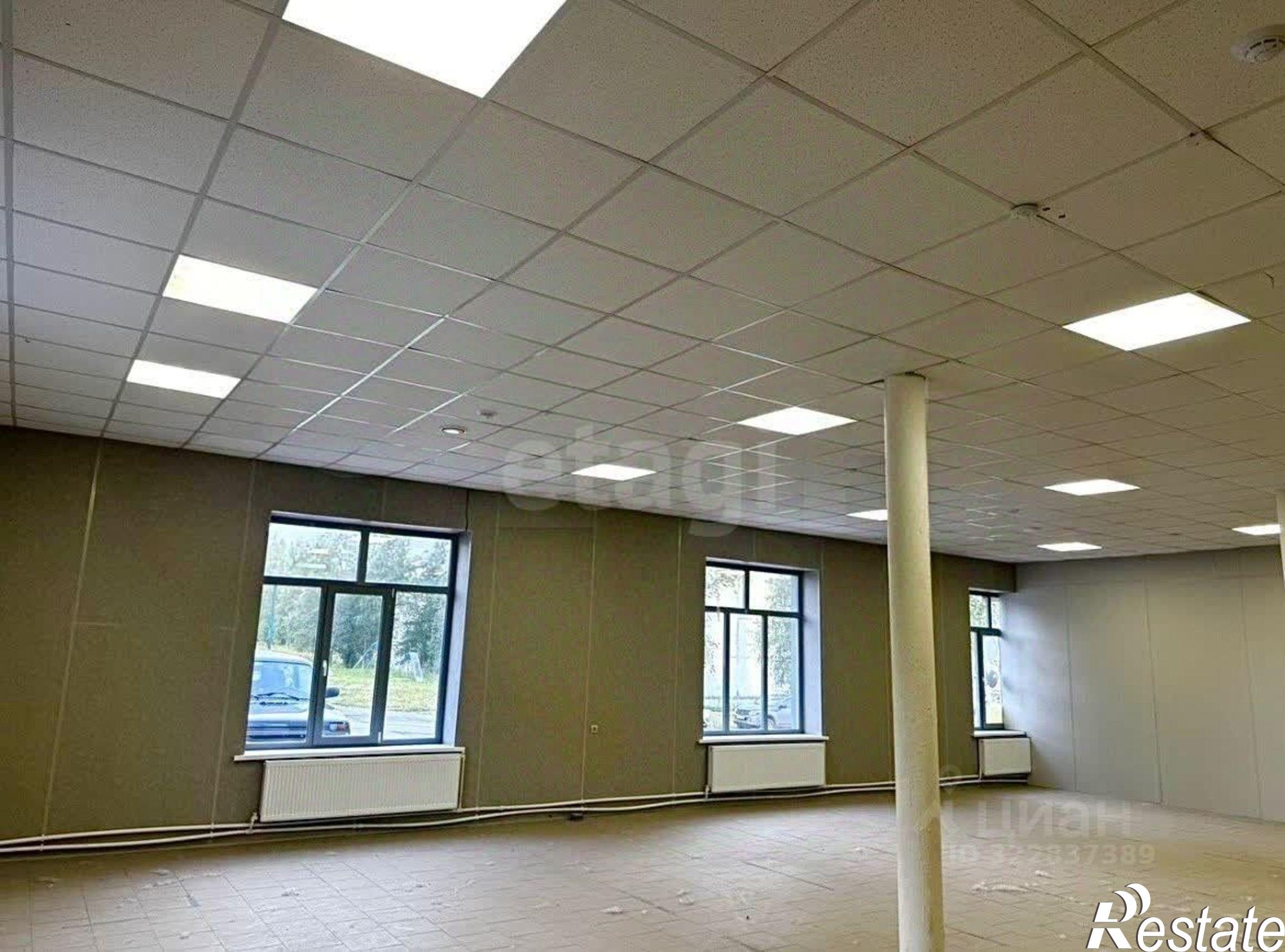 Сдать торговое помещение за 150 000 рублей