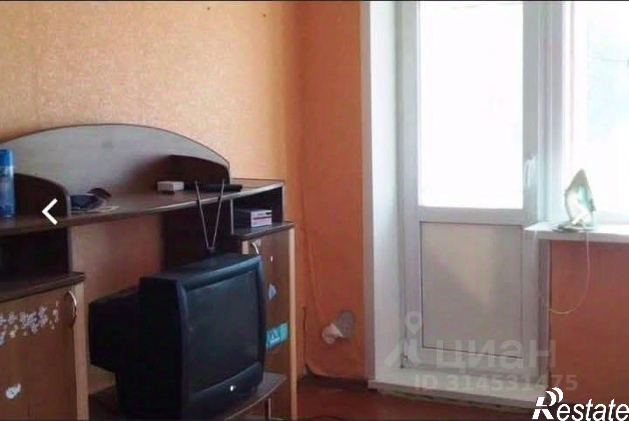 Купить квартиру за 570 000 рублей на улица Орджоникидзе, 3