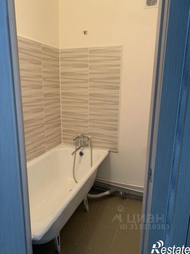 2-комн квартира улица Кирова, 4,  д. 4