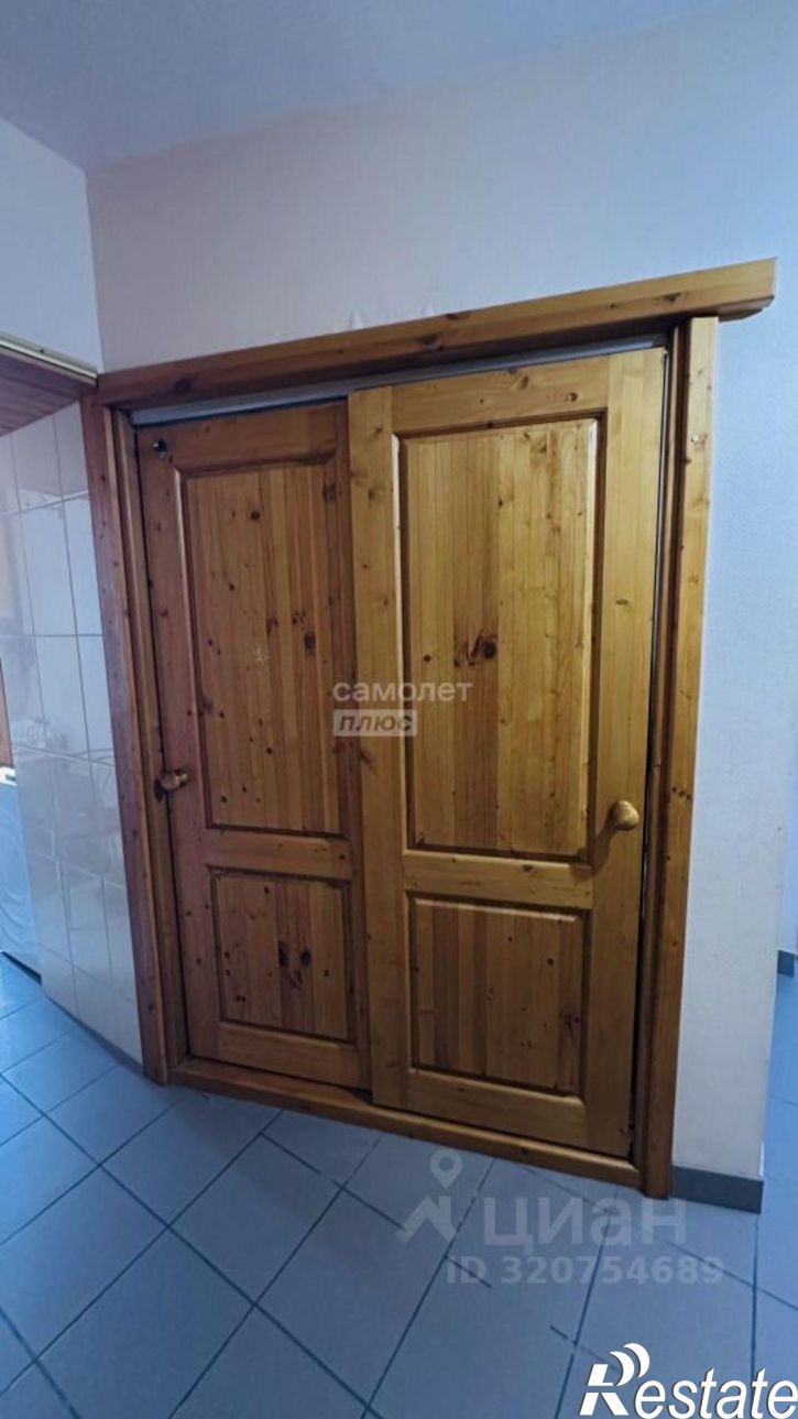 2-комн квартира улица 50 лет Октября, 3,  д. 3