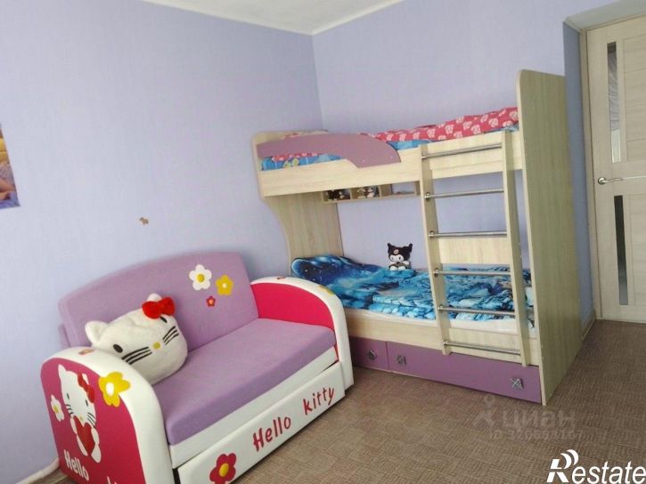 3-комн квартира улица Космонавтов, 7,  д. 7