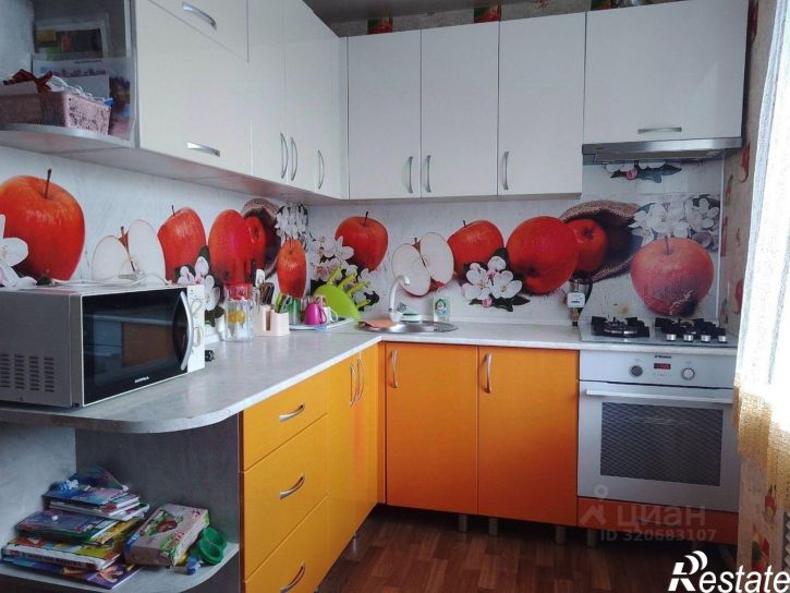 3-комн квартира улица Космонавтов, 7,  д. 7