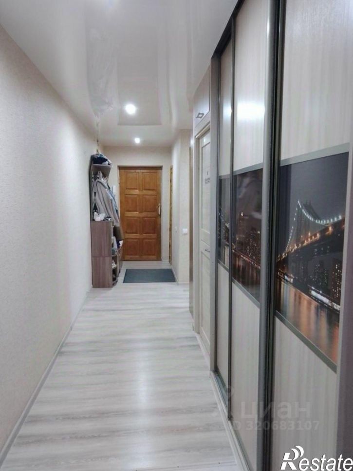 3-комн квартира улица Космонавтов, 7,  д. 7