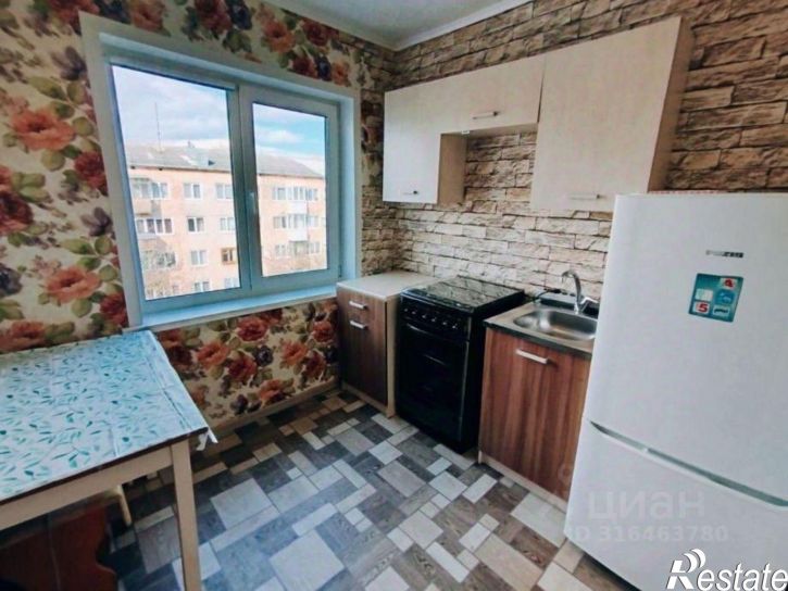 1-комн квартира г Березники, ул Уральских танкистов, д 64