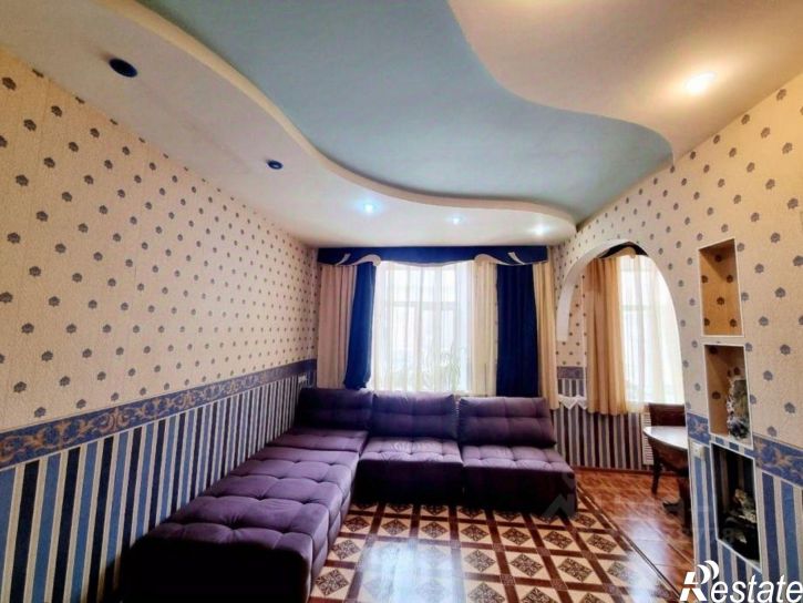 4-комн квартира г Березники, ул Олега Кошевого, д 8