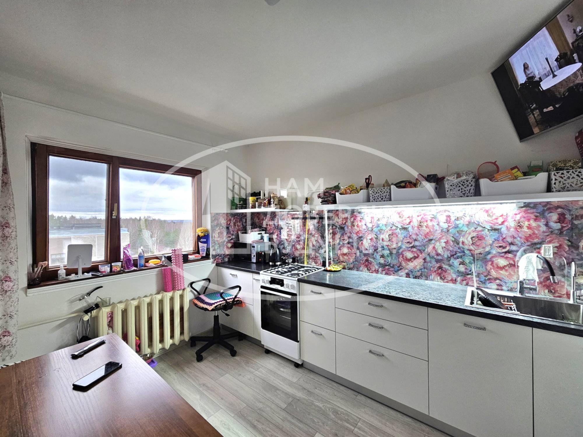 Купить квартиру за 3 100 000 рублей на 6