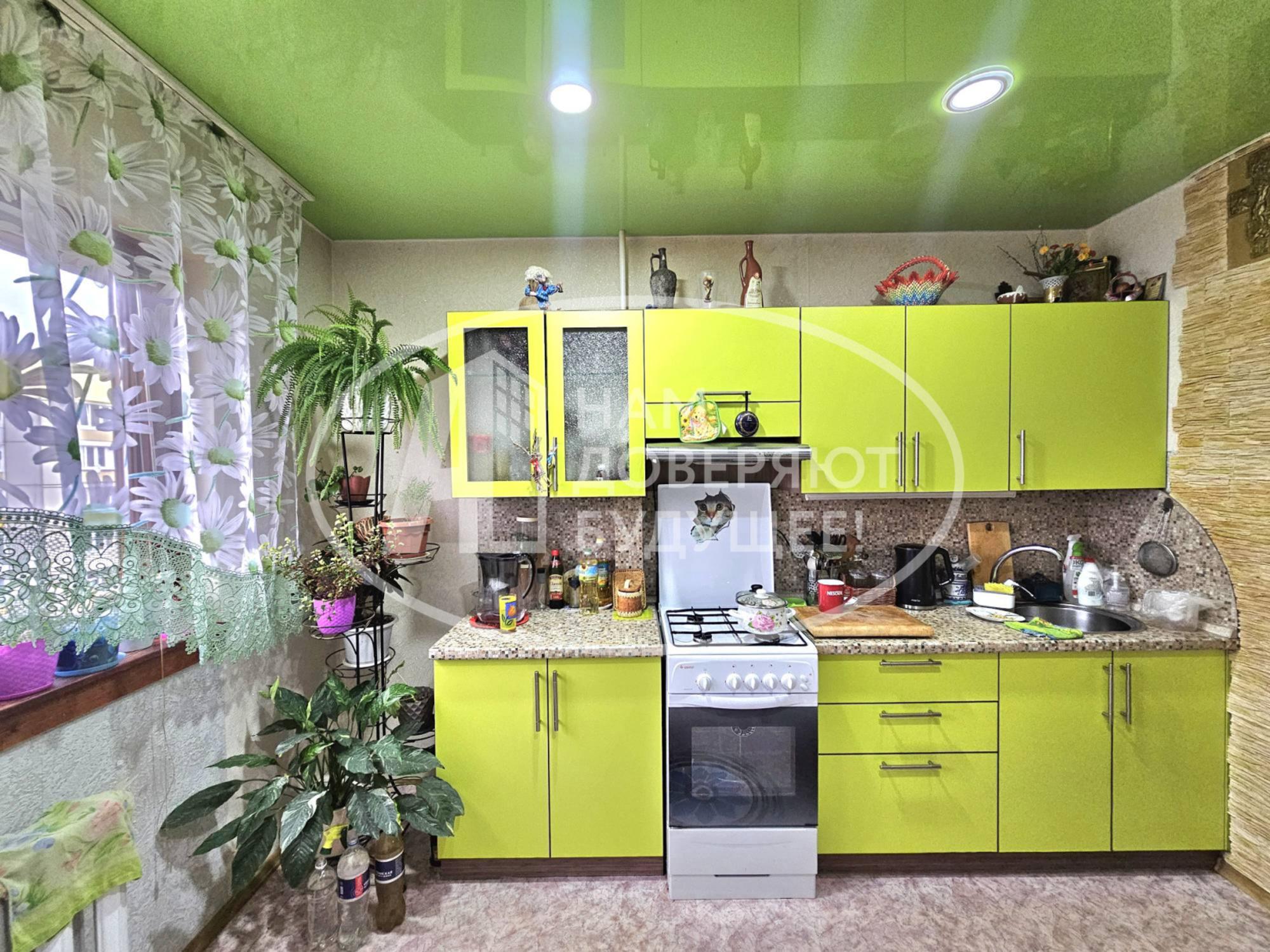 Купить квартиру за 3 100 000 рублей на 4