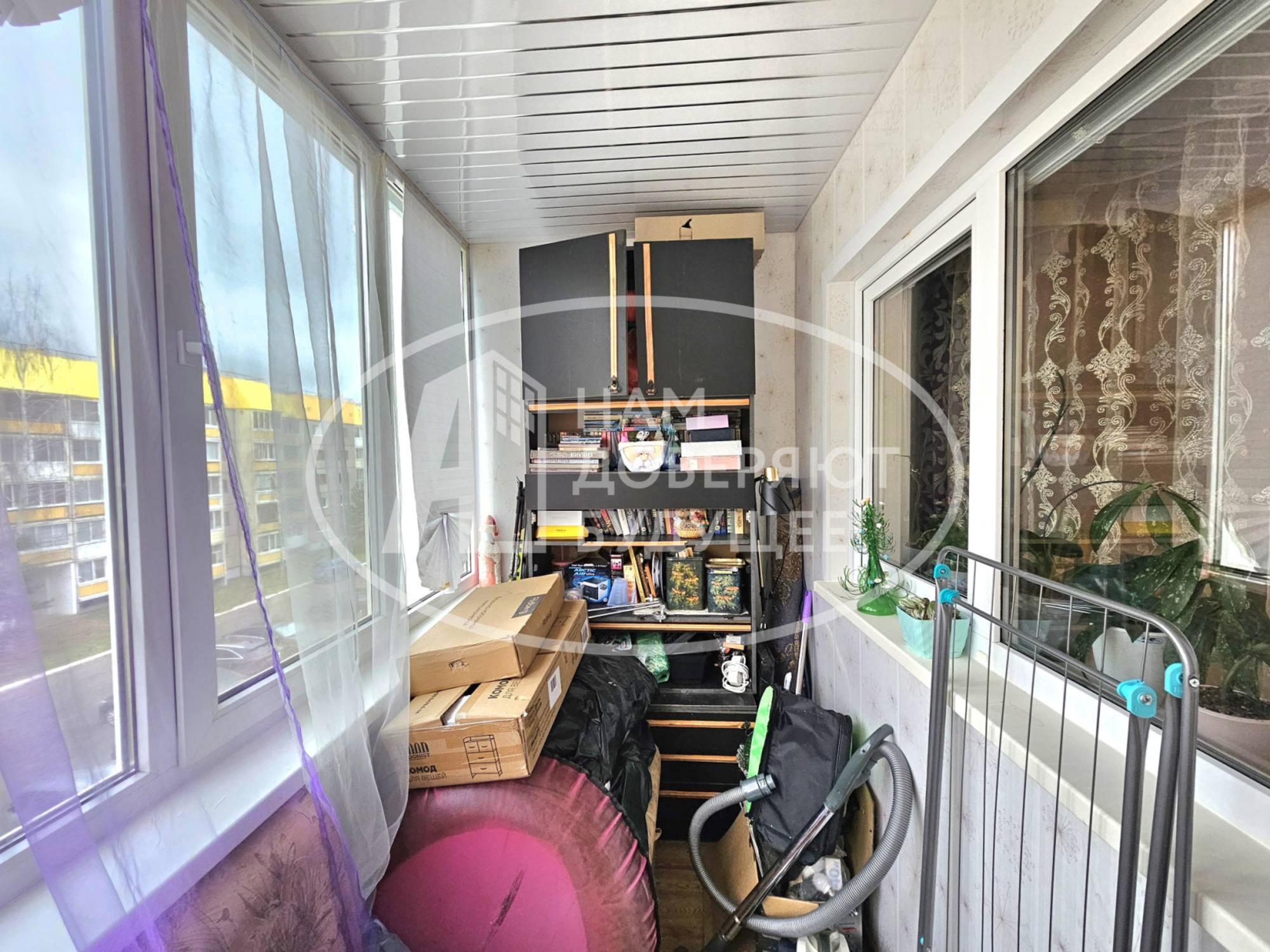 Купить квартиру за 3 100 000 рублей на 4