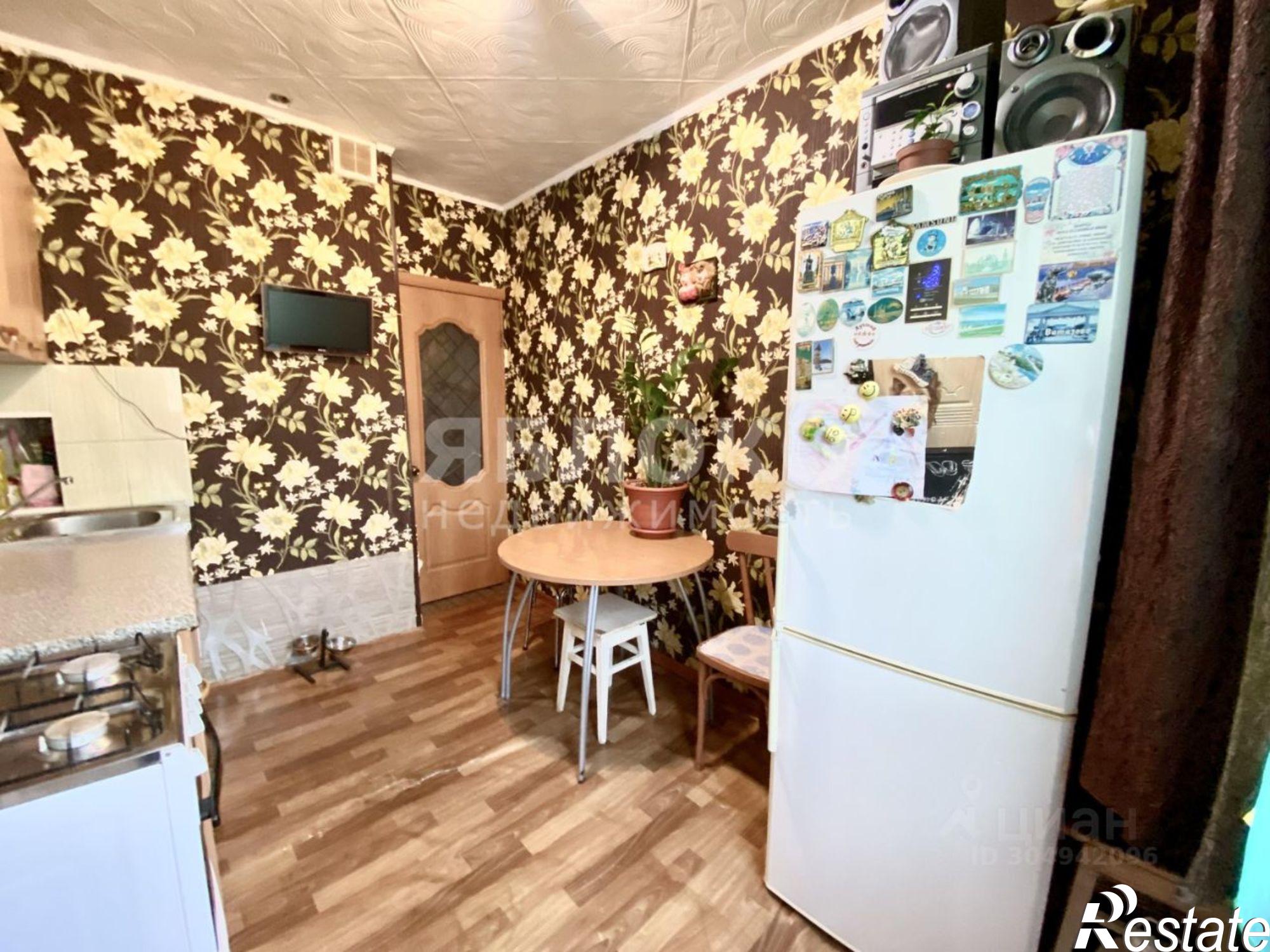 Купить квартиру за 1 850 000 рублей на Березники, улица Ивана Дощеникова, 14