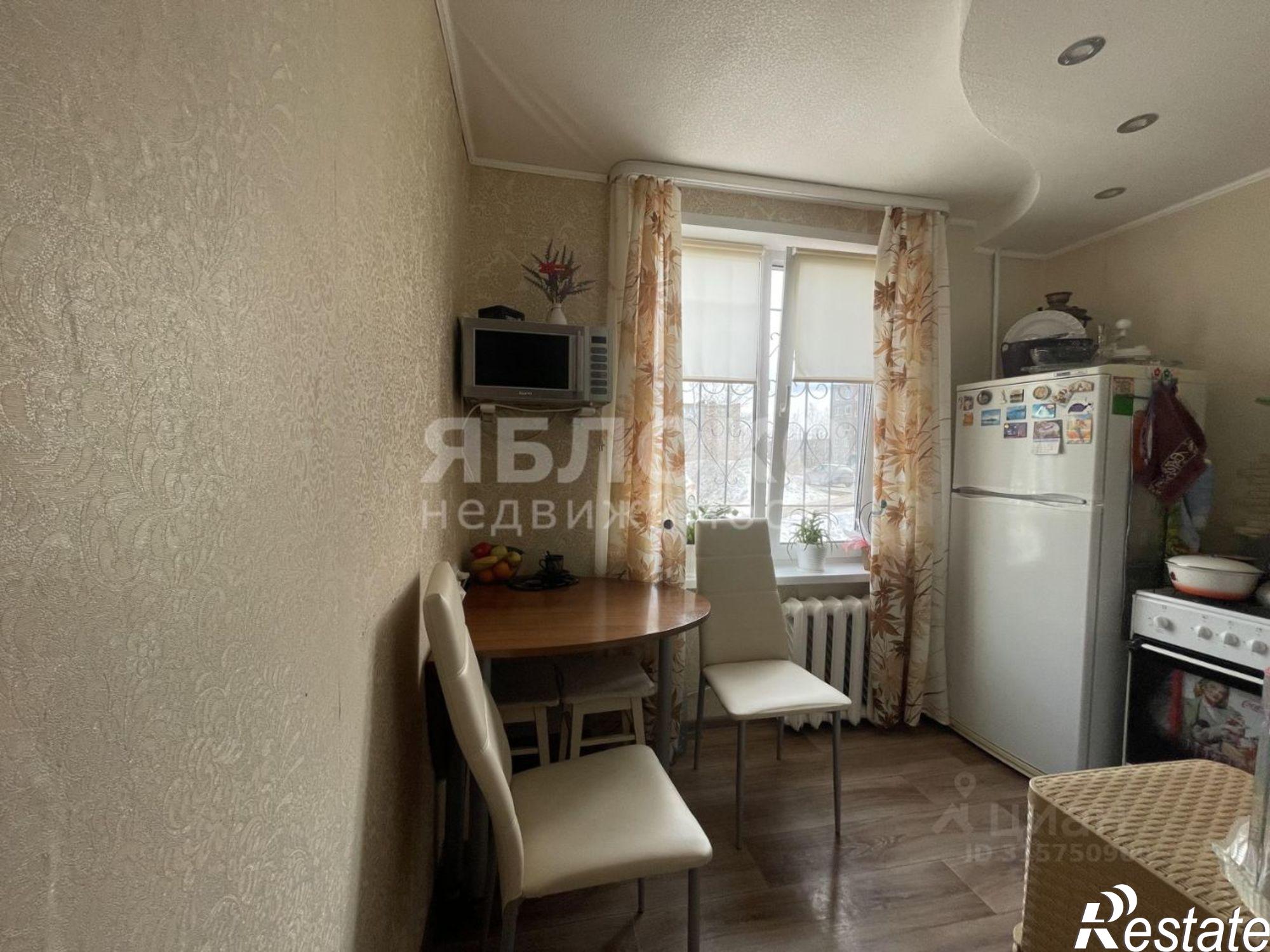 Купить квартиру за 2 300 000 рублей на г Березники, ул 30 лет Победы, 42