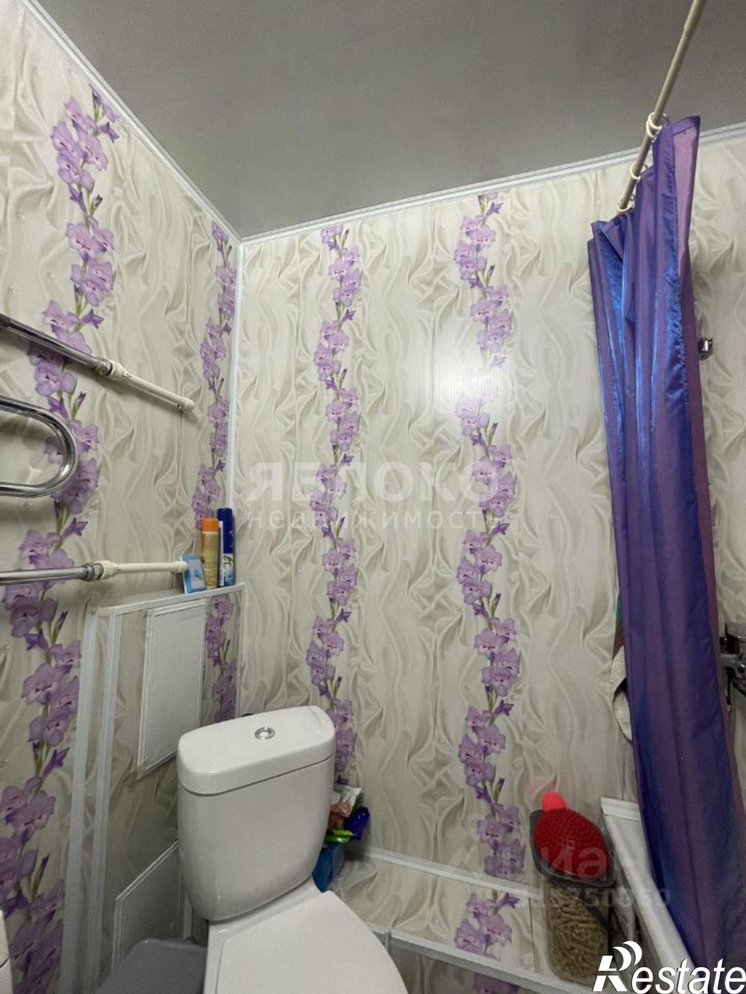 Купить квартиру за 2 300 000 рублей на г Березники, ул 30 лет Победы, 42