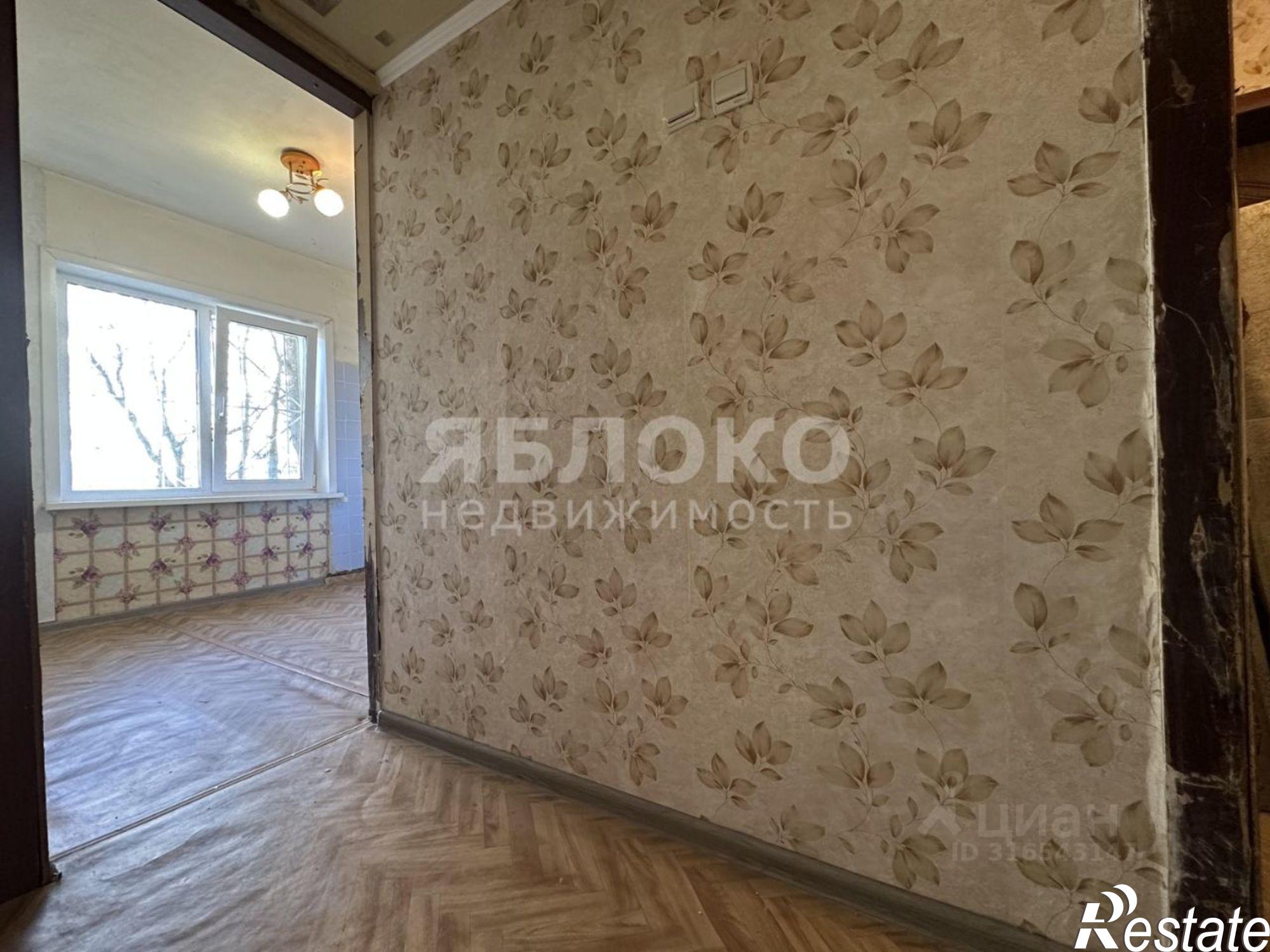 Купить квартиру за 1 760 000 рублей на Березники, Юбилейная улица, 83