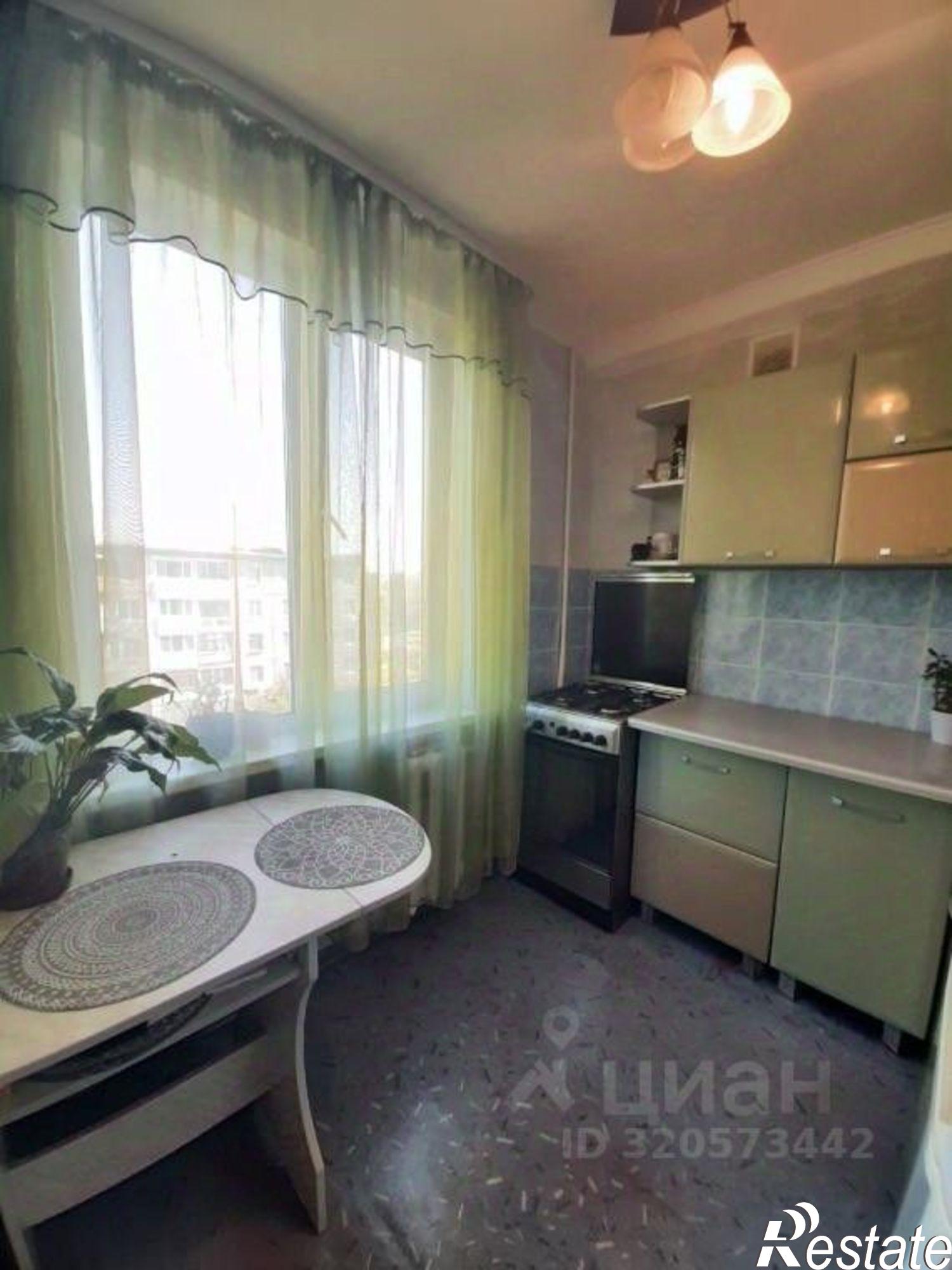 Купить квартиру за 2 400 000 рублей на г Березники, ул Парижской Коммуны, д 46