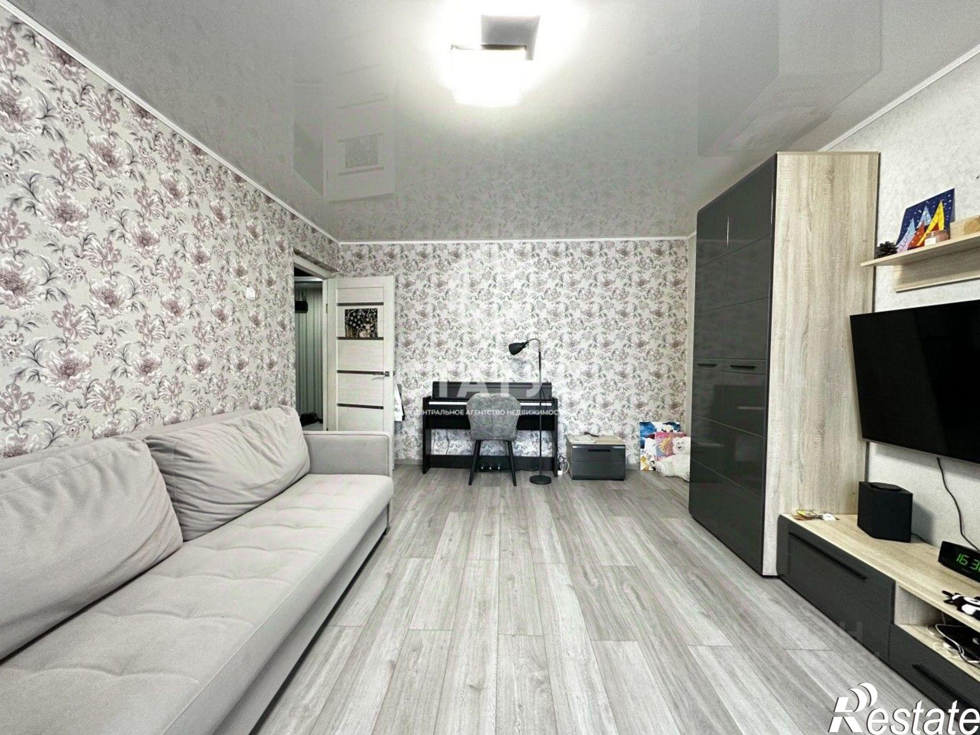 Купить квартиру за 4 100 000 рублей на Добрянка, пер. Строителей, 1 а