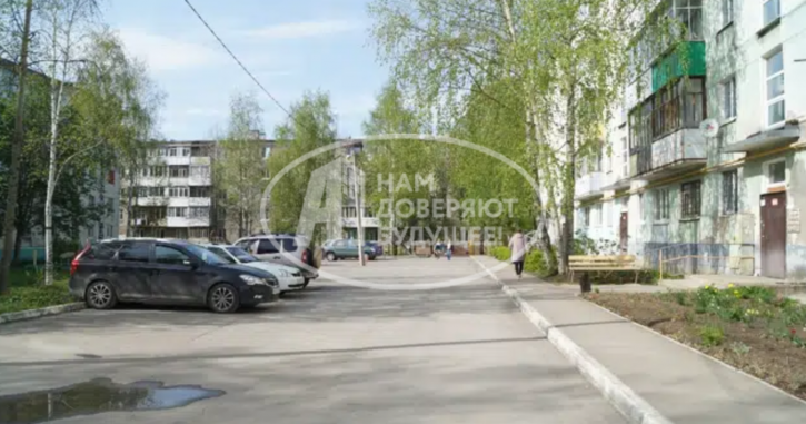 2-комн квартира улица Оборина, 65