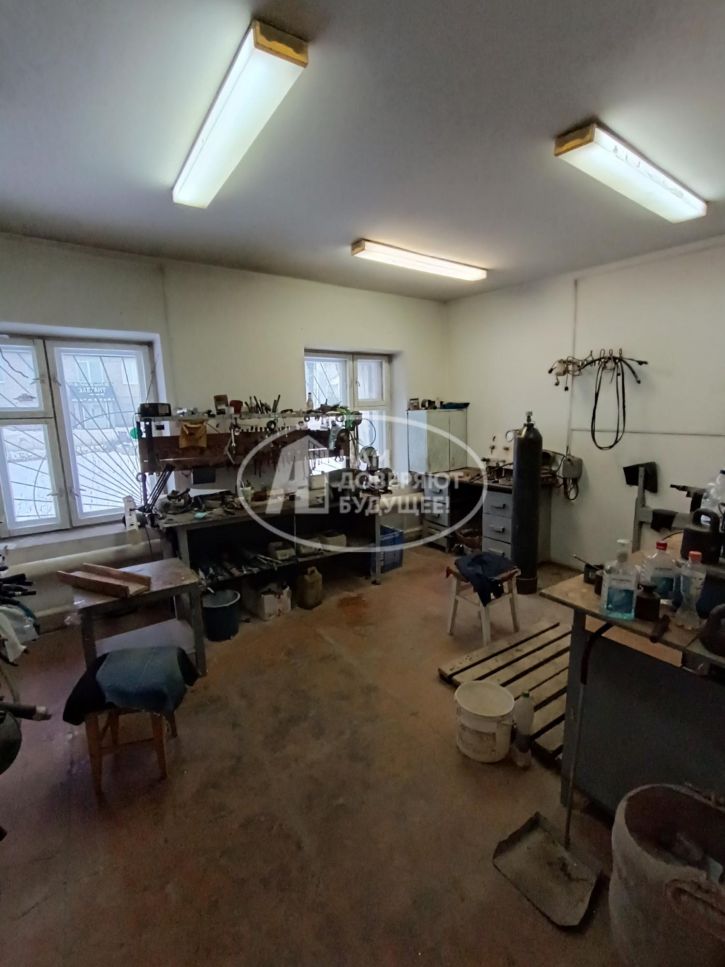 Помещение свободного назначения Коммунистическая улица, 2А