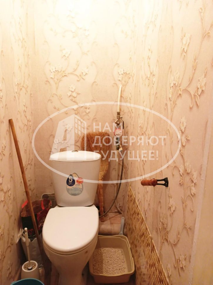 3-комн квартира улица Кабалевского, 10