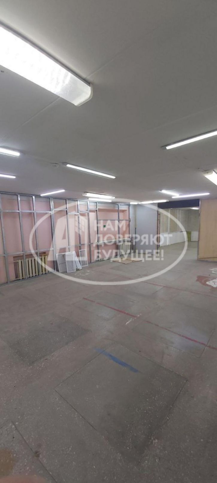 Торговое помещение улица 50 лет ВЛКСМ, 17