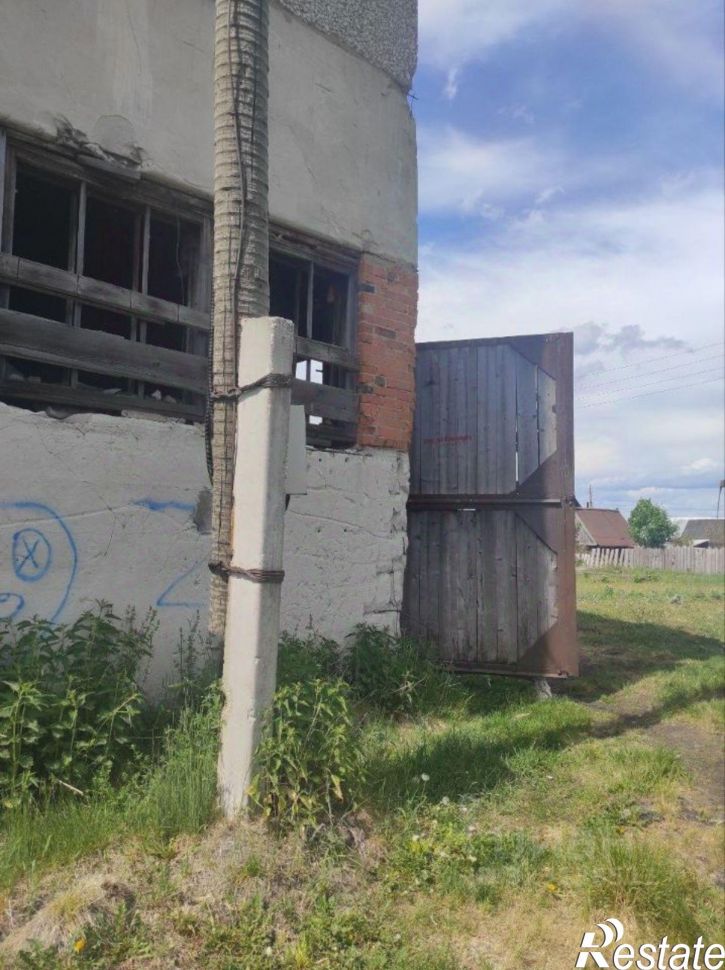 Помещение свободного назначения м.о. Добрянский, п Нижний Лух