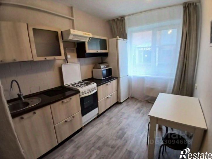 2-комн квартира г Соликамск, Красный б-р, д 36